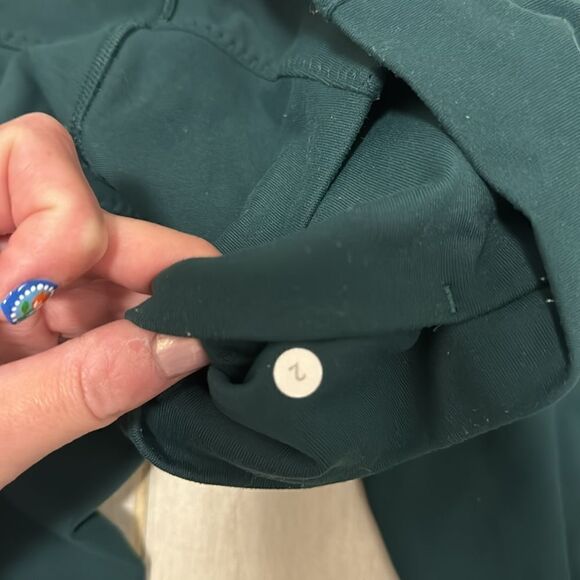 Lululemon 25” mesh detailed legging green 2 - Picture 5 of 5